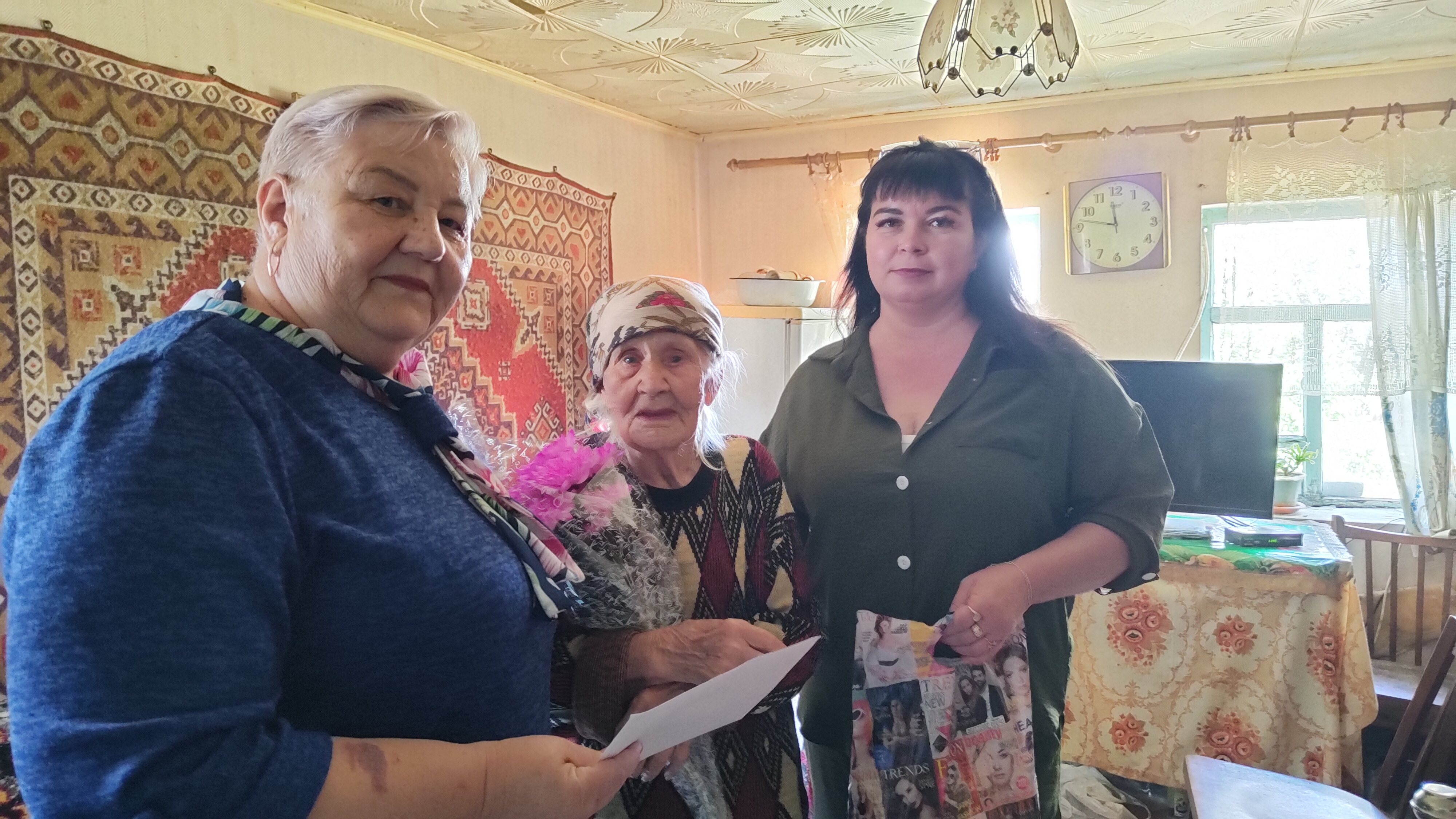 Долгожительница из села Верхнешевыревка отмечена президентским вниманием.