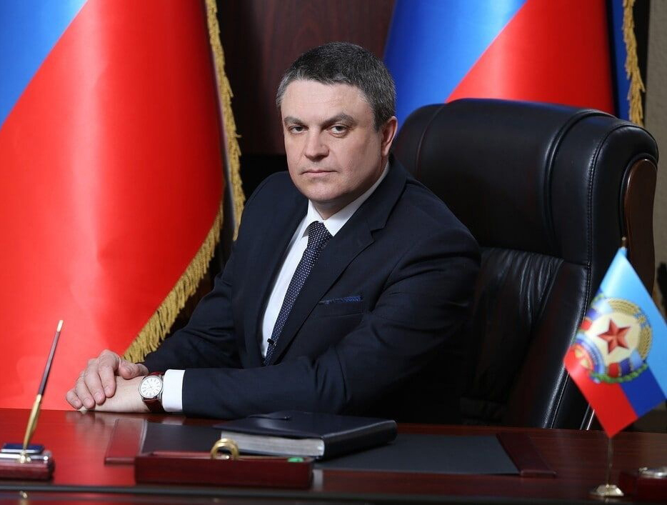 Поздравление Главы ЛНР Леонида Пасечника с Днем России.