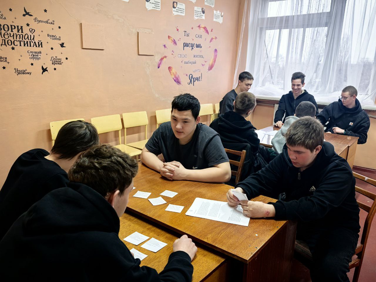 Искусственный интеллект глазами молодёжи: битва смыслов и технологий.