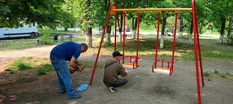 В Молодогвардейске выполнены работы по благоустройству.