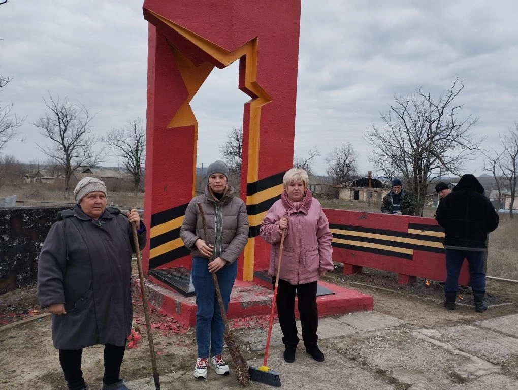 В населенных пунктах Краснодонского муниципального округа проходят субботники.