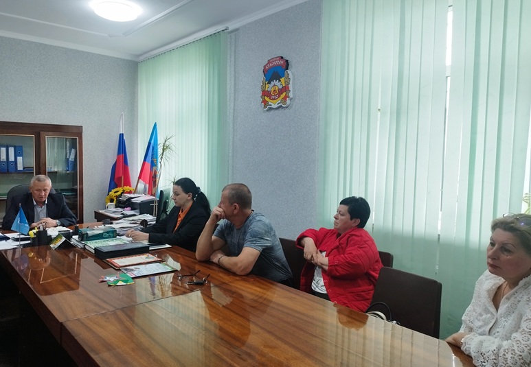 В поселке Краснодон состоялась встреча с предпринимателями.