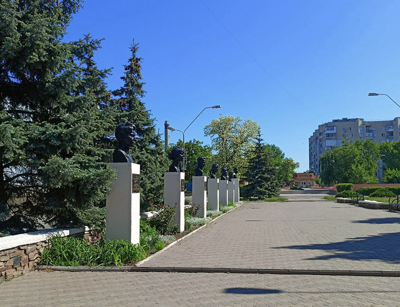 Фадеевская аллея.